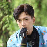Ngô Kiến Huy (45)
