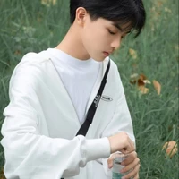 Trần Việt Hoàng_bff na9