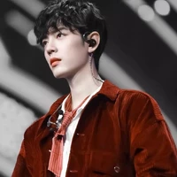 Tiêu Chiến [ 21 Tuổi ]