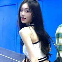 Trần Bảo  Hân<Sharon>