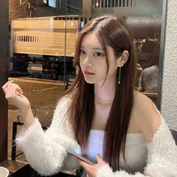 Huỳnh Thiên Ân< Jade>