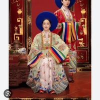 Hoàng Hậu