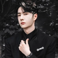 Vương Nhất Bác [ 25 Tuổi_E]