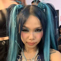 Nhi