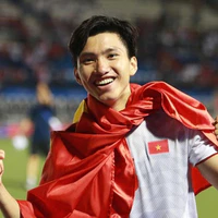 Văn Hậu
