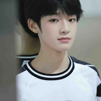Uông Tuấn Hy 