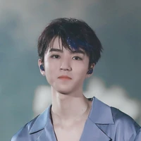 Vương Tuấn Khải