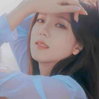 Kim jisoo”cô”