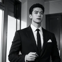 Vich • Vich Gilbert _/ Hắn ta