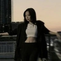 Kim Jennie (em)