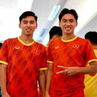 Con tác giả đu thập Cẩm