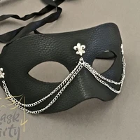 người đeo mặt nạ [ nhân vật bí ẩn ]