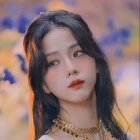 Jisoo/chị ấy/