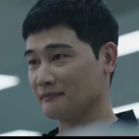 man hee<cấp dưới>