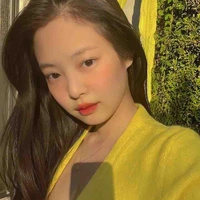 Kim Jennie - em