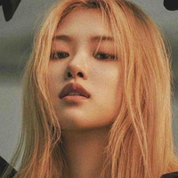 PARK CHAEYOUNG- Cô