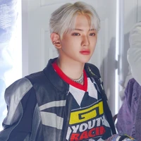 Lew ( Lee Eui-woong)