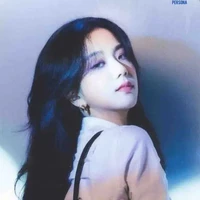 Kim Jisoo (cô)