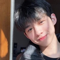 Roy ( anh ba )
