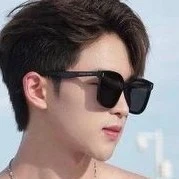 park Joyung ( anh 3 Jimin )