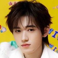 Tống Á Hiên