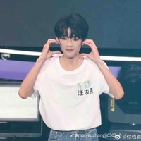 Uông Tuấn Hy - Anh