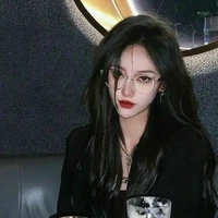 Cẩm Tú Ngọc - Y