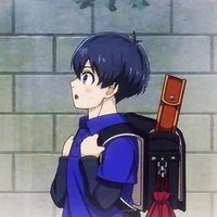 Isagi Yoichi (8 tuổi)