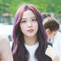 Kim Jisoo - (Em)