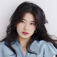Suzy Manobal [ Chị 3 Nàng ]