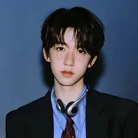 Hạ Tuấn Lâm - Anh**/Alpha