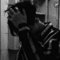 Hoàng Mạc Chí Long_Thành Long(Iyoo)