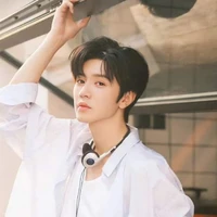 Trần Triết Viễn (Anh)