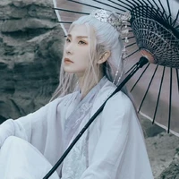 Minh Trúc/Hoa Thần