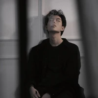 Lục Viễn Thiên Yết (𝐑𝐨𝐛𝐞𝐫𝐭)³⁵