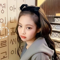 Jennie - em