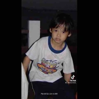 Win Metawin (8 tủi)