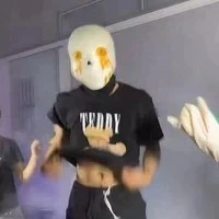 707