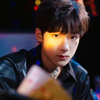 Trương Tuấn Hào _ Hắn