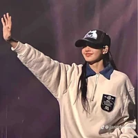 Lalisa Manobal ( cô)