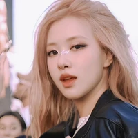 Park Cheayoung ( nàng)