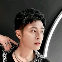 Nguyễn Tuấn Kiệt / Gin