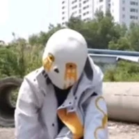 707(hắn)