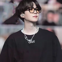 Min Yoon-gi (Suga)