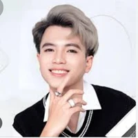 Hoài Việt