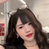 Trương Dịch Nhiên - Lúc giả gái