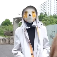 707