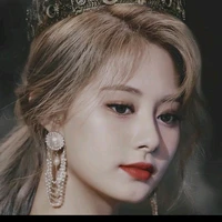 Tzuyu - bạn Jm