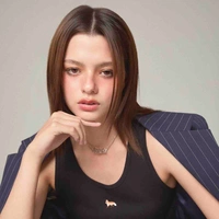 Becky Armstrong ( cô ) 