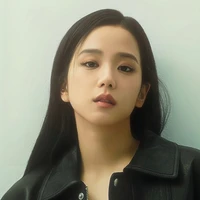 Kim Jisoo[chị]